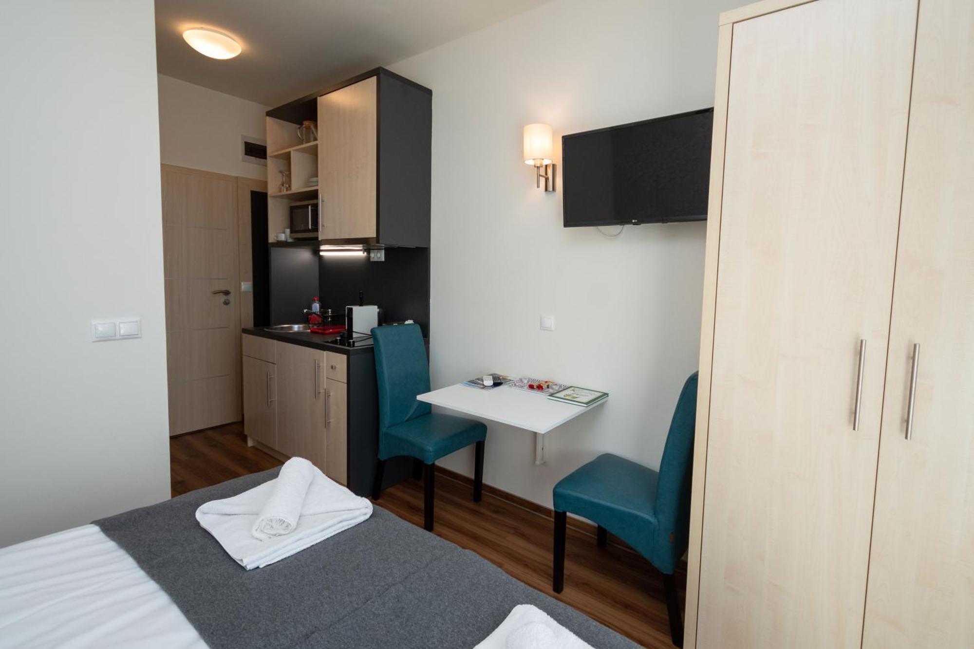 A Mi Hazunk Apartment Gyenesdias Luaran gambar